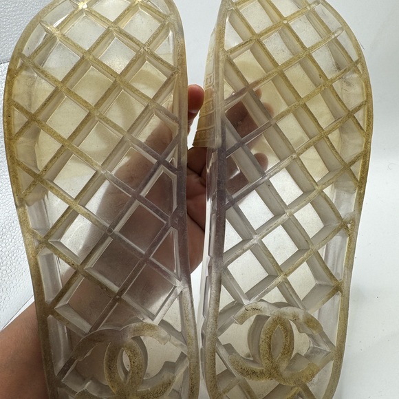 CHANEL Transparent Beige Slide Sandals - Picture 8 of 11
